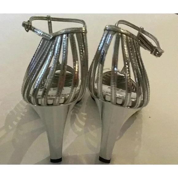 Givenchy Metallic Leather Pumps Shoes 36 6 US T Strap Peep Toe Heel Sandals Cage - Picture 8 of 10